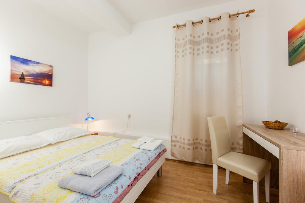 Apartments Ivica Сплит Экстерьер фото